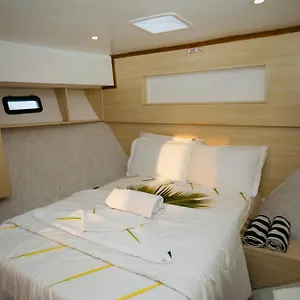 Hotel na wodzie Odyssey Of Sunny Side