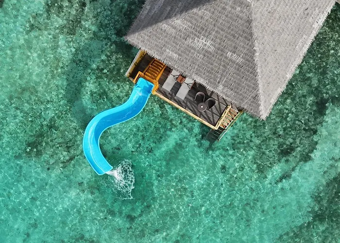 Cocoon Maldives Hotel Kurendhoo photo