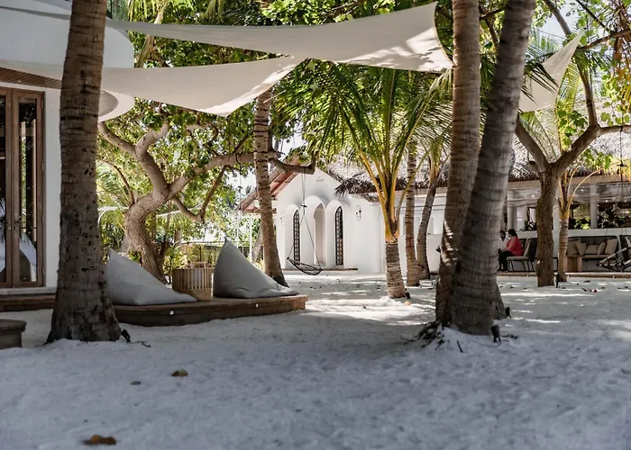Stone Hotels Dhiffushi photo