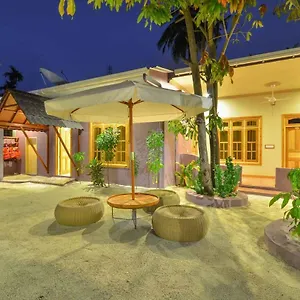 Pensiune New Moon Village