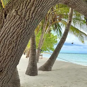 Maavilu Thulusdhoo Thulusdhoo