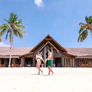 Hotel Furaveri Island And *