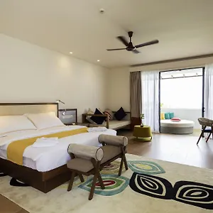 Robinson Noonu Hotel