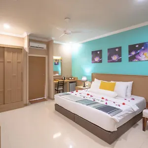 Noomoo Grand & Fehendhoo