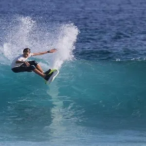 Batuta Maldives Fourson Konukevi Thulusdhoo
