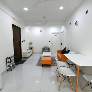 Seaview By Lin Residences Homestay *