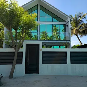 Island Pearl Escape * Velidhoo