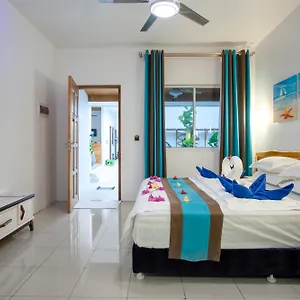 Arista Guest house Ukulhas Island