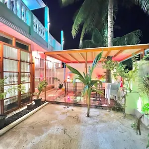 Casa de hóspedes Blue Village Maamigili