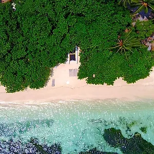 Island Beachfront Πανσιόν 2*