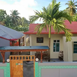 Charming Guest house Addu City