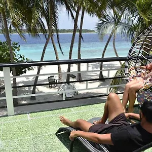 Dhonfulhafi View & Гостевой дом 4*