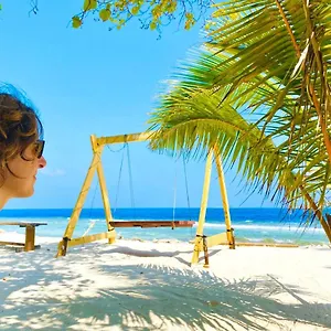 Ocean Beach Maldive Гостевой дом
