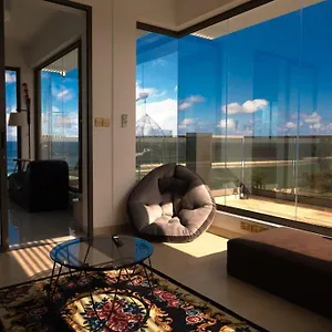 Guest house Beach Albatross & *