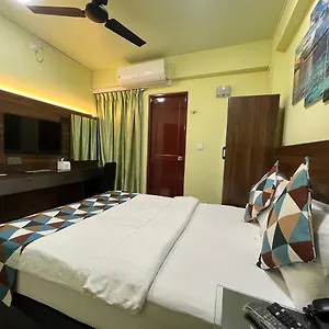 Tourist בית הארחה 3*