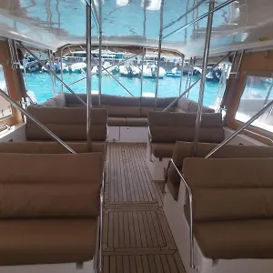 Pvt Boats For Rent From Velana International Airport Luxury tent *