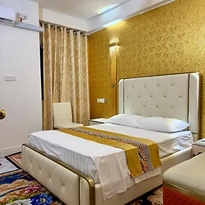 Ontrack Travel Transit Homestay