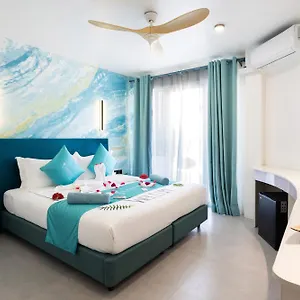 Loft Maldives 3*