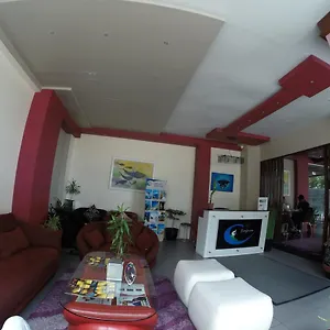 Surfview Raalhugandu 3*